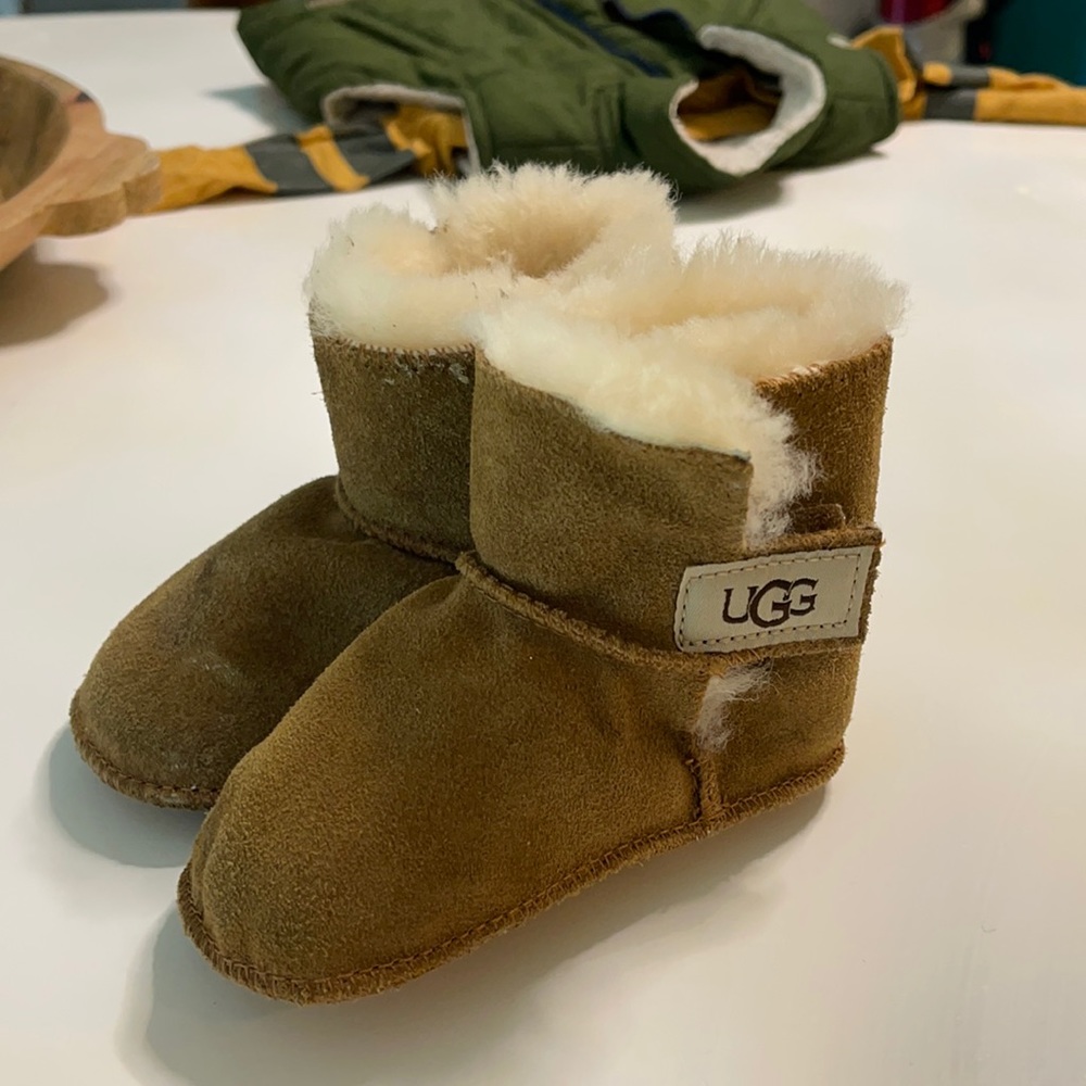 UGG crib boots